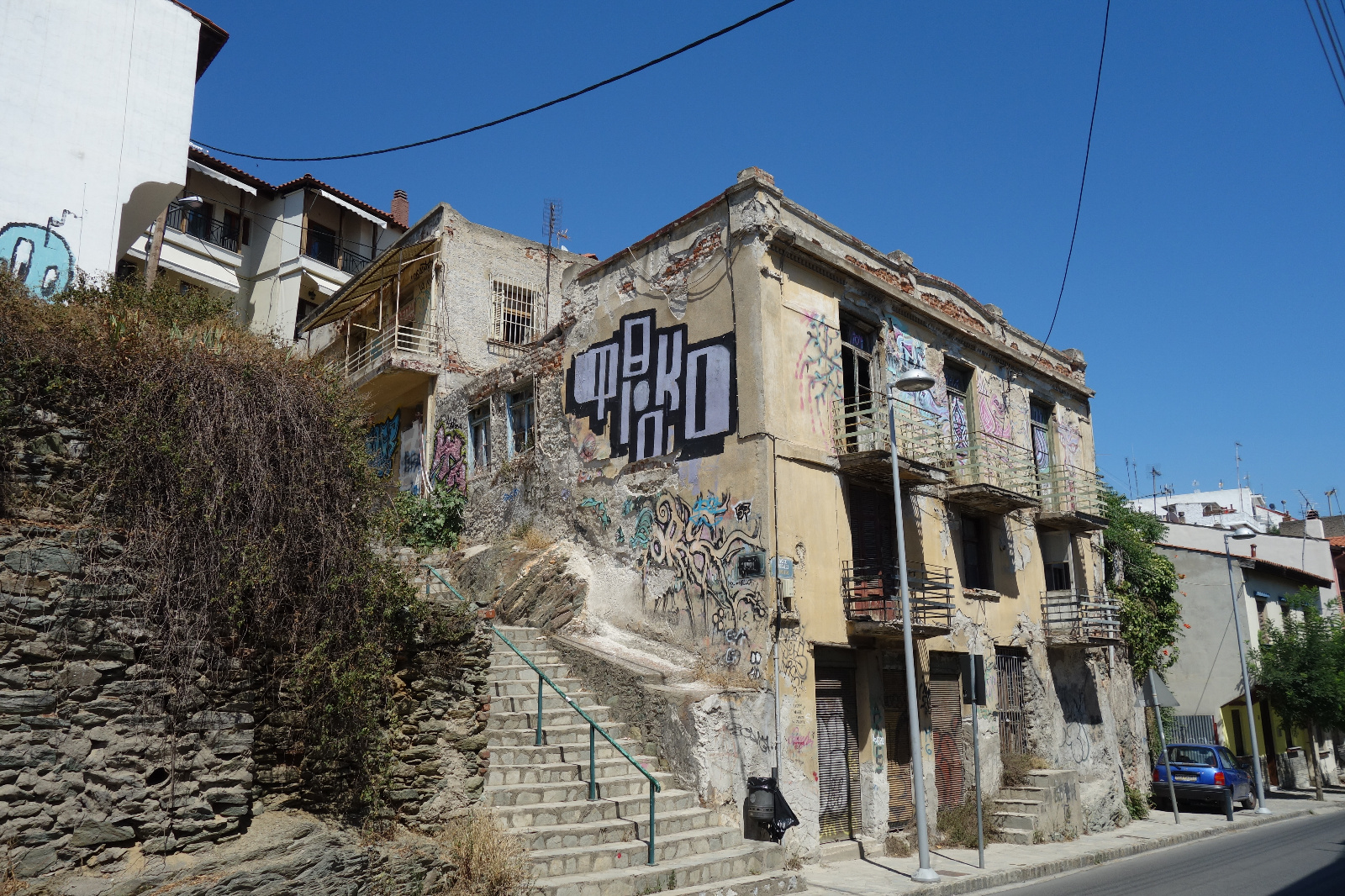 Verfallenes Haus in der Altstadt von Thessaloniki (Ano Poli)
